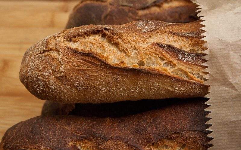 vente-ANTIBES-min_dish-food-baking-cuisine-bread-bakery-399077-pxhere.com